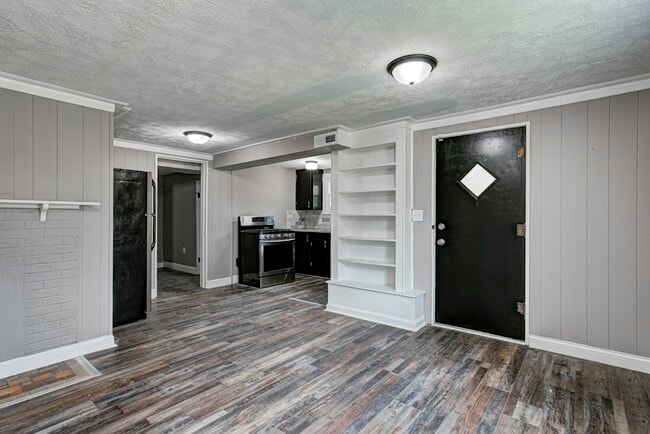 Photo - 601 Walnut St