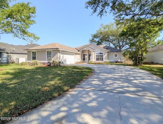 Photo - 12171 Basalt Dr N