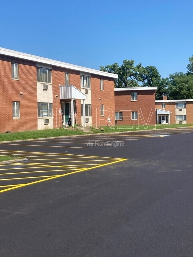 Photo - Creekside Apartments