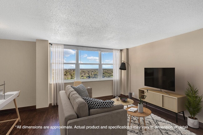 Photo - Bay Pointe Tower