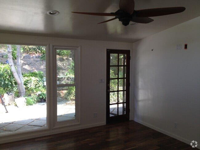 Building Photo - 3463 Mandeville Canyon Rd Rental