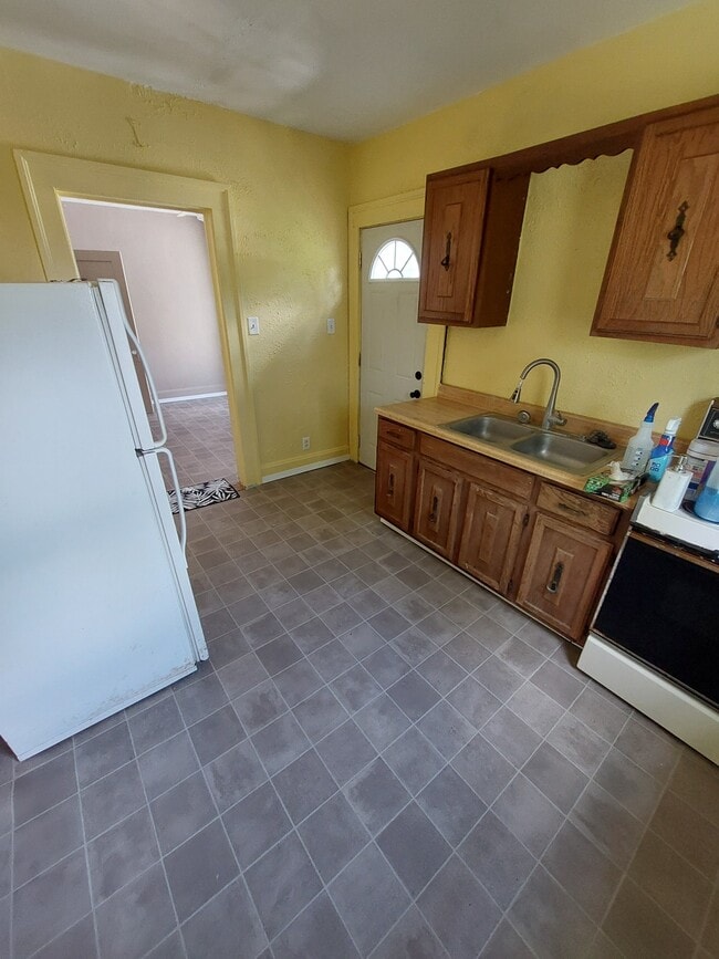 Vestíbulo - 1242 S 5th St Unidad 1242 half