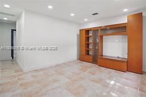 Photo - 2000 SW 4th Ave