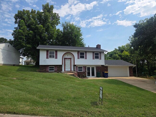 Photo - 4BR-2BA Single Family Rental Home - Washington MO 63090