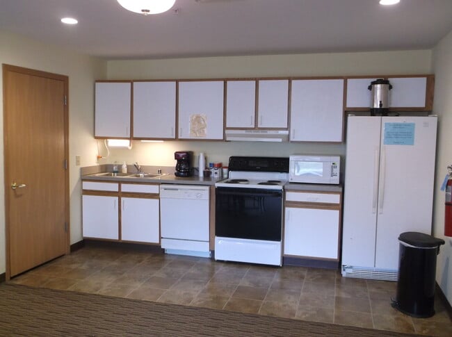 Community room with full kitchen