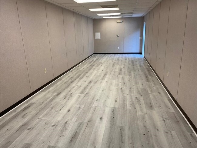 Photo - 24467 Linda Ln