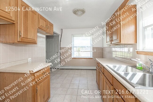 12504 Carrington Ave