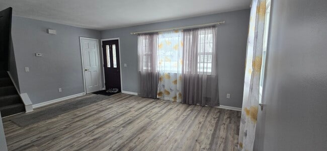 Photo - 28 Janice Dr