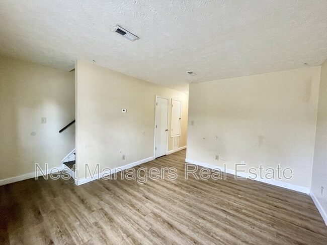 Photo - 5840 Aftonshire Dr
