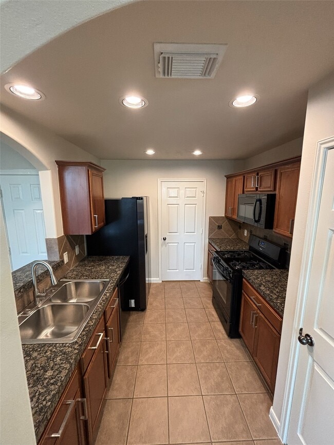 Photo - 8839 Windfern Trace Dr