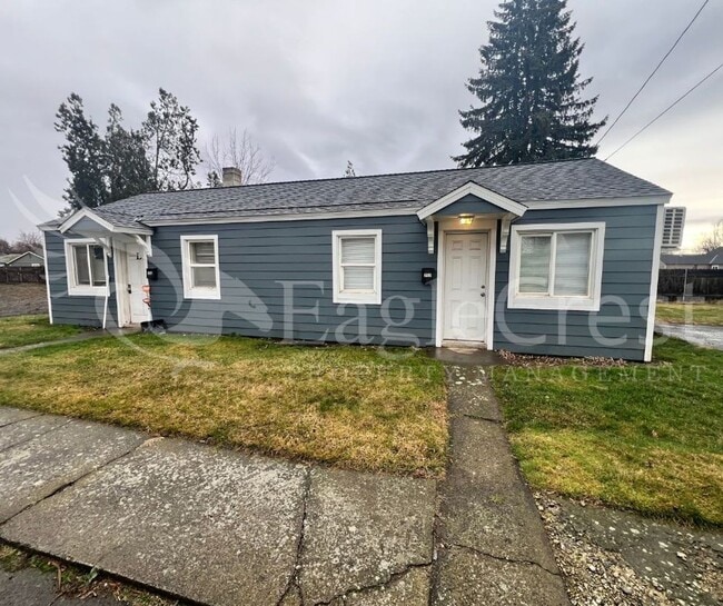 Photo - Roseville Lane Apartments Unit M