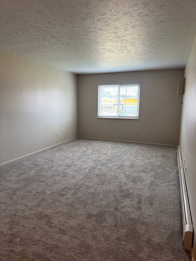 Photo - 5950 Andrews Rd