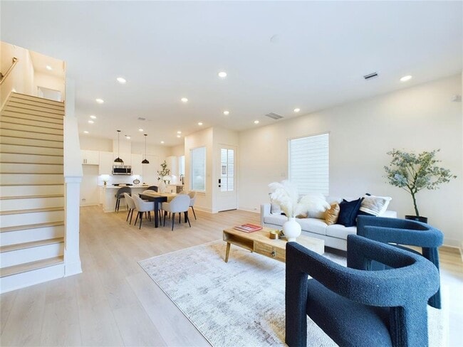 Photo - 3846 Seabrook St