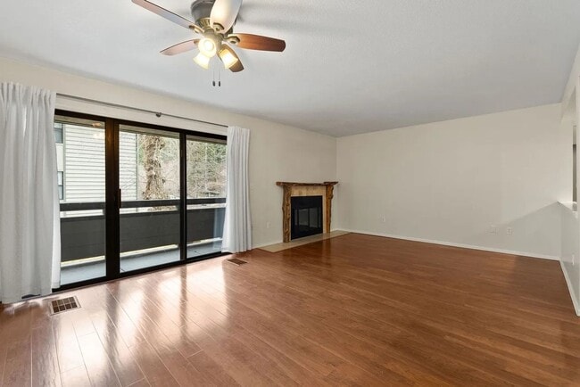 Photo - 2 Bedroom Condo with Boat Slip in Bigfork