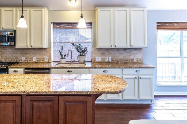 Building Photo - 8917 Joachim Ln