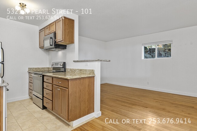 Building Photo - 5321 N Pearl St Unit 101