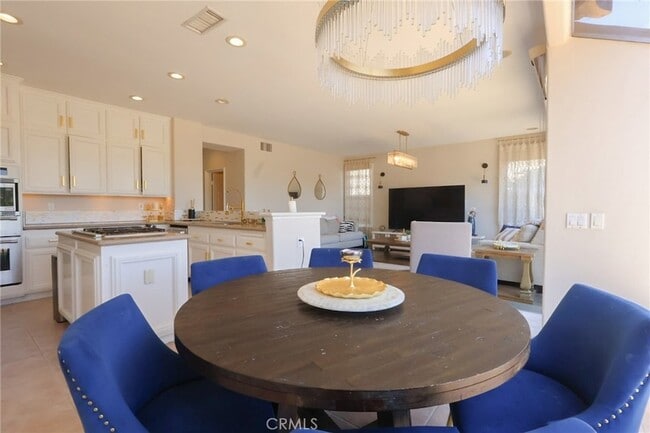 Photo - 28462 La Plumosa