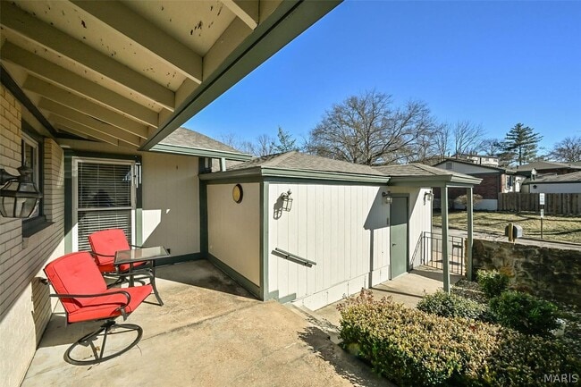 Photo - 835 Knickerbacker Dr