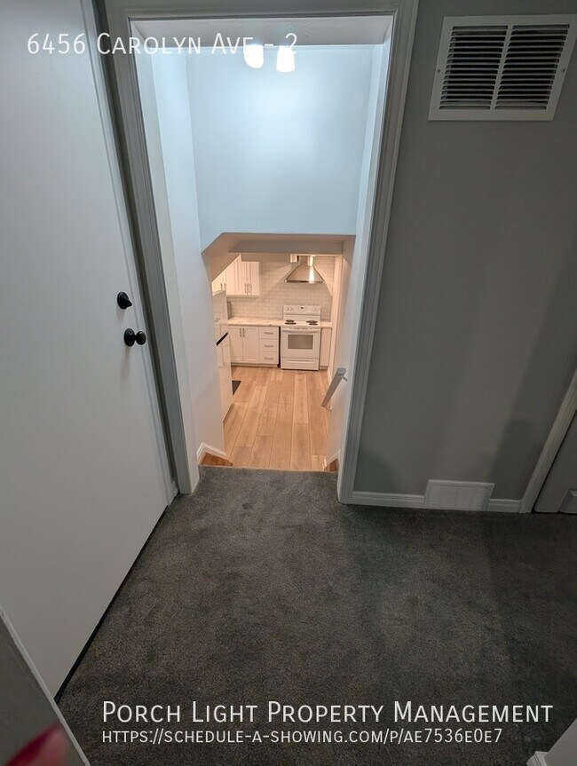 Photo - Spacious 2 Bedroom Unit with ALL utilities AND wifi included Unité 2