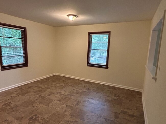 Photo - Brick Ranch on Unfinished Basement