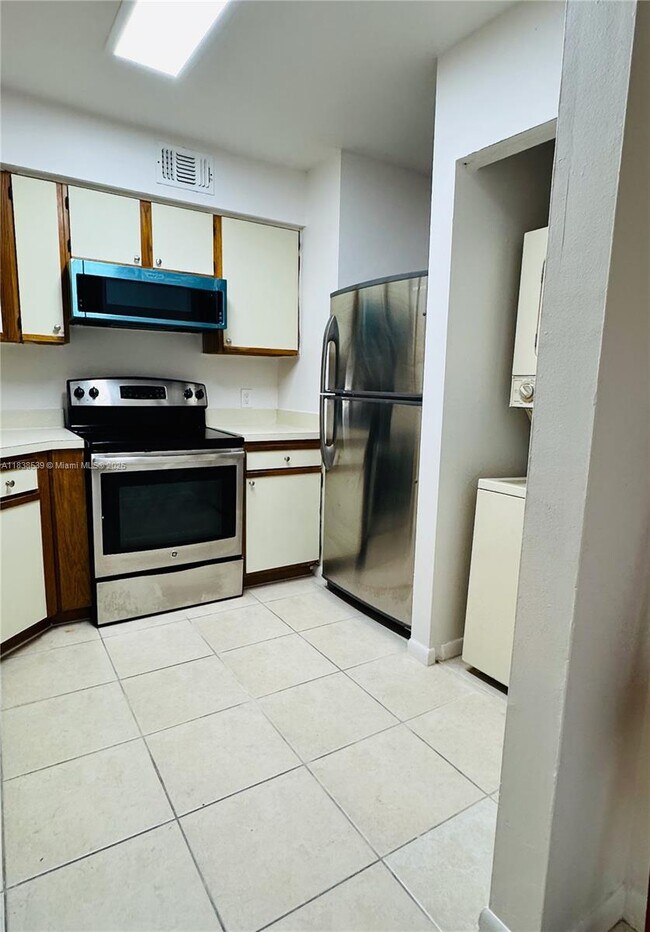 Photo - 3477 NW 44th St Unit 103