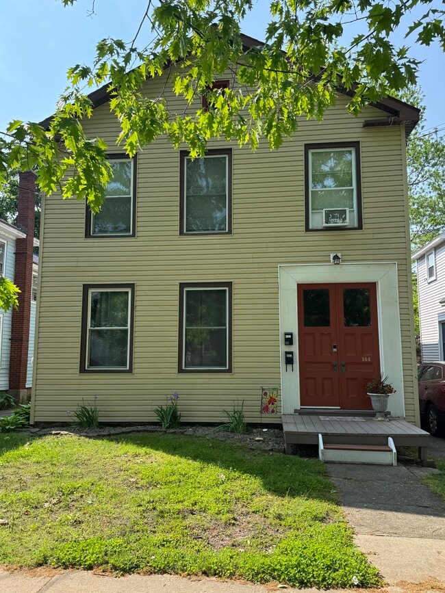 Photo - 144 W Seneca St Unit 144 West Seneca-upper