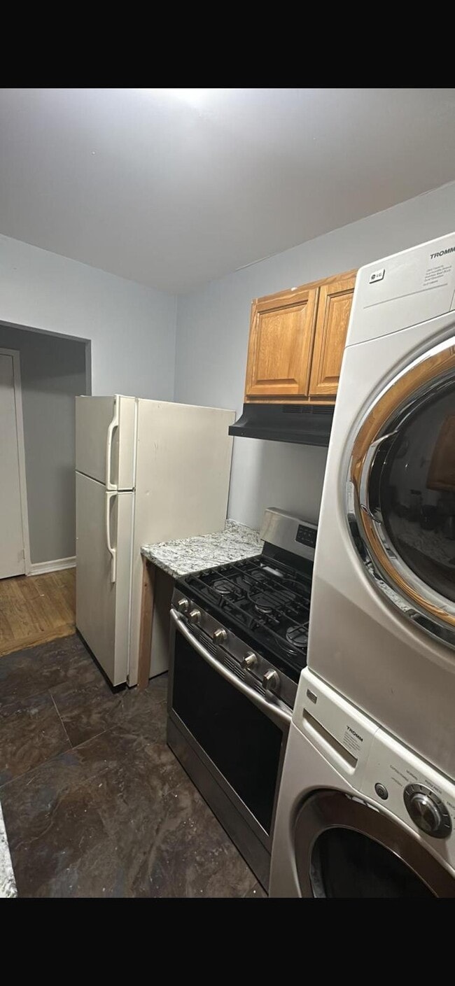 Photo - 1200 Woodycrest Ave Unidad Apt 2F