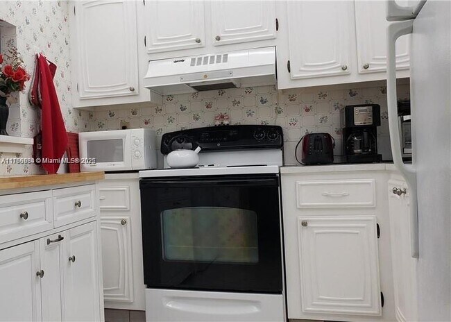 Photo - 3821 Environ Blvd Unit 406