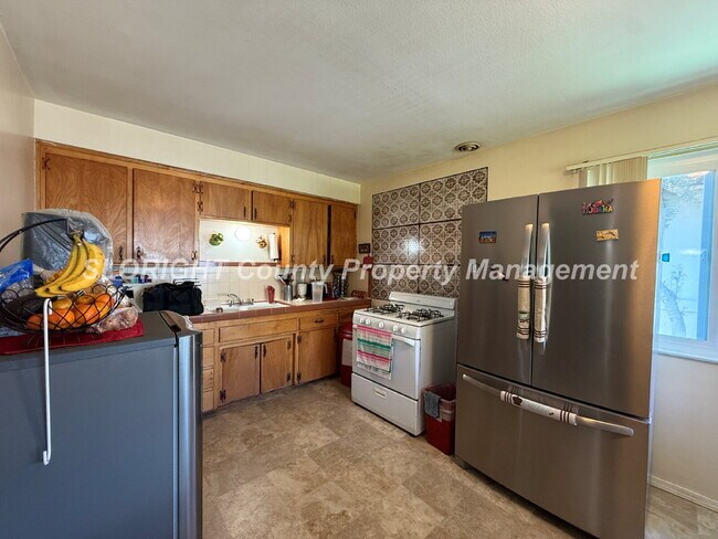 AVAILABLE AUGUST - 2 Bed, 1 Bath Grover Beach Apartment
