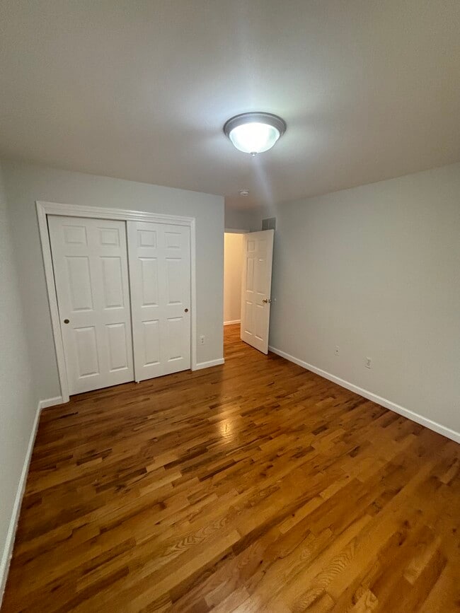 Photo - 172 Ridge St