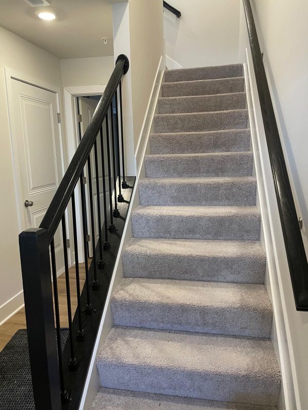 Photo - 1235 Greylock Ln