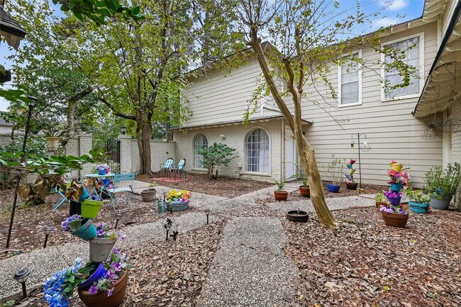 Photo - 14030 Cashel Forest Dr Unidad C