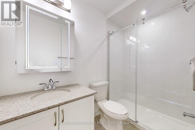 Photo - 34 Avani Ave