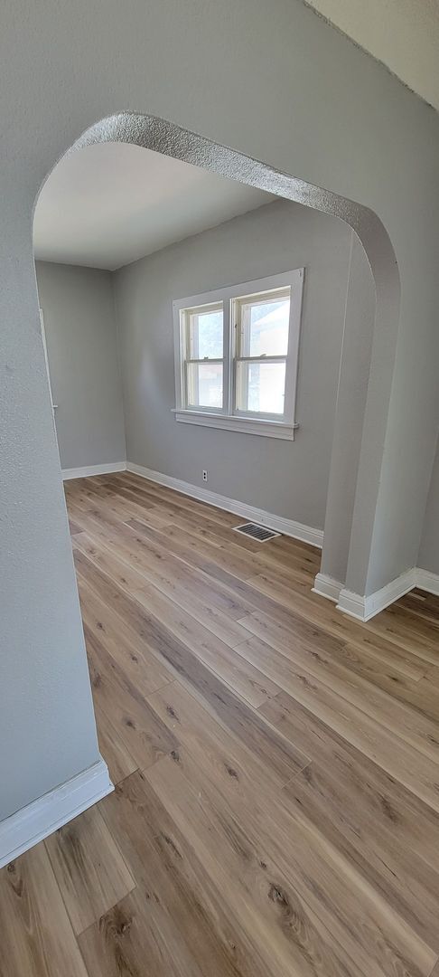 Photo - 2-Bed 1-Bath House for Rent!