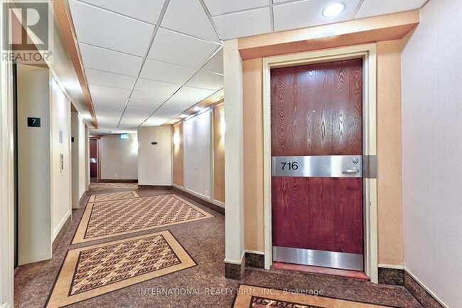 Photo - 711 Bay St. Unité 716