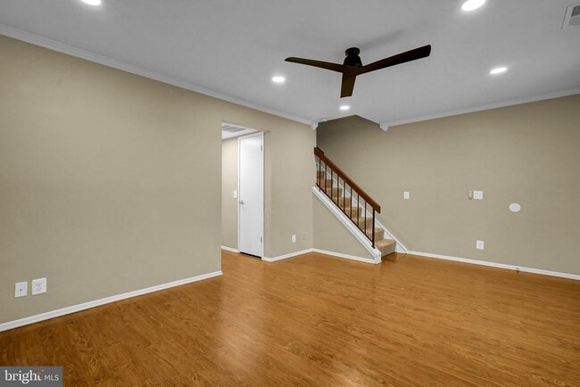 Photo - 2665 Glengyle Dr