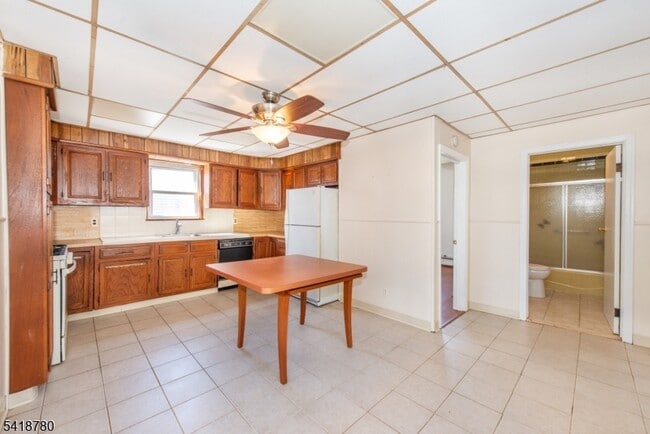 Photo - 18 Pulaski St