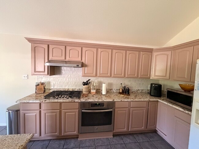 Photo - 1706 Red Rock Cv