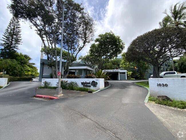 Building Photo - RARELY AVAILABLE WINDWARD HARBOUR IN THE H... Rental