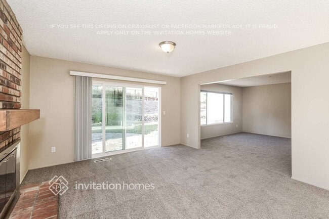 Photo - 2425 Grimsby Dr