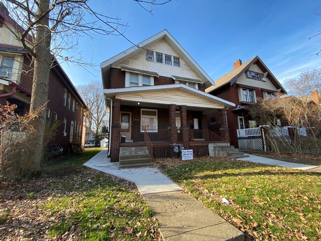 Building Photo - N 4th St 2067-2069 GW2 Unit 2069 Rental