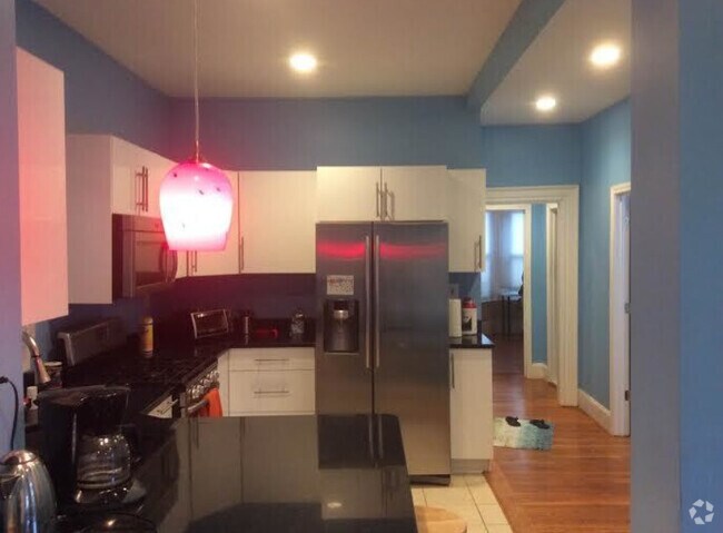 Building Photo - 39 Springfield St Unit 1 Rental