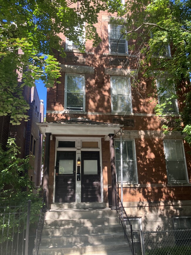 2222 W. Lyndale - 2222 W Lyndale St Apartamentos Unidad 1
