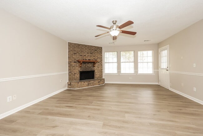 Photo - 2442 Maybrook Ct