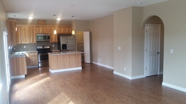 Photo - 1160 E Snow Hill Ave Unit #1