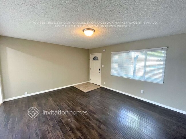 Photo - 9233 Kewen Ave