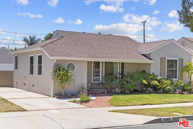 Photo - 11169 Orville St