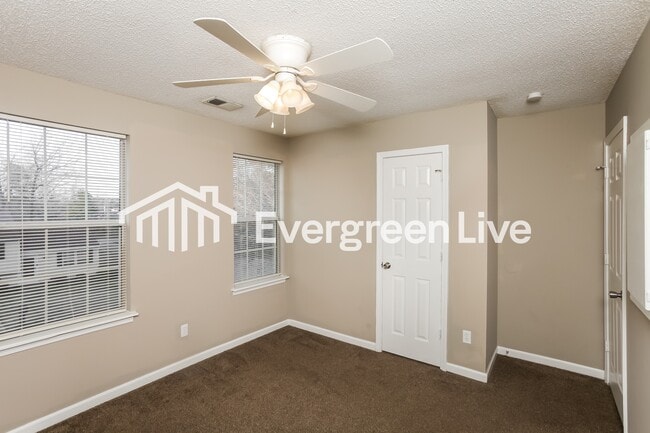 Photo - 201 Ambling Cir