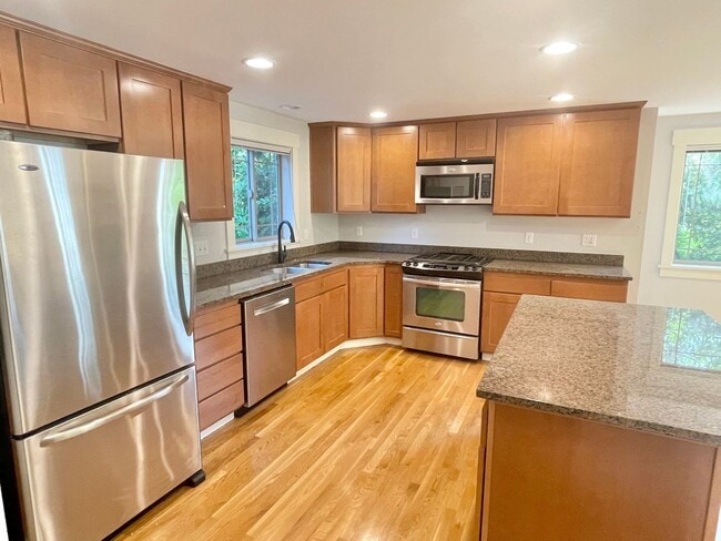 Photo - 3503 NE 110th St