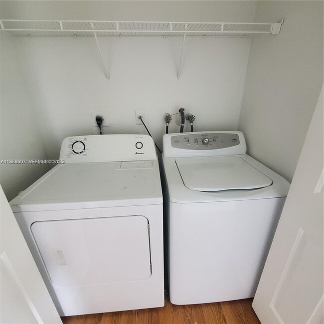 Photo - 2621 SE 15th Pl Unit 187